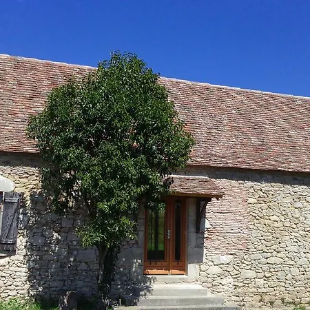 펜션 Les Mandies Saint-Martin-de-Gurçon